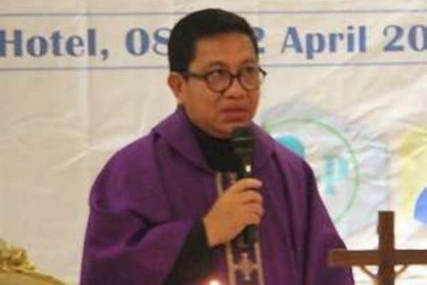 Vikaris Jenderal Keuskupan Agung Kupang RD Gerardus Duka. (foto: istimewa)