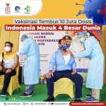 Petugas medis tengah melakukan vaksinasi terhadap warga. Saat ini sudah 10 juta vaksin digunakan untuk rakyat Indonesia. (ist)