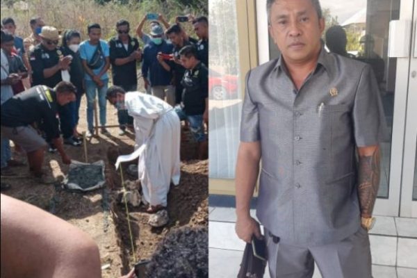 Peletakan batu pertama rumah impian almarhumah dan Jeftha Van Sooai saat ditemui di gedung DPRD Kupang. (yandry/kupangterkini.com)