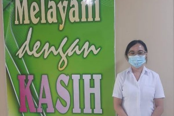 Direktur RSUD SK Lerik, Dr Marsiana Halek. (yandry/kupangterkini.com)