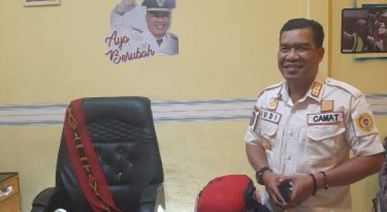 Camat Kota Raja, Kota Kupang Rudi Abubakar. (yandry/kupangterkini.com)