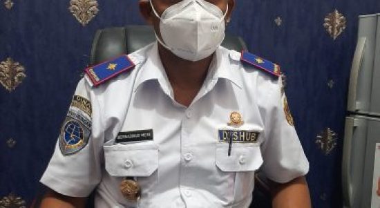 Plt Kepala satpol pp kota Kupang, Bernadinus Mere. (yandry/kupangterkini.com)
