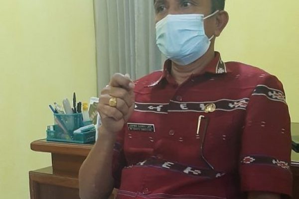 Kepala dinas sosial kota Kupang, Lodywik Djungu Lape (yandry/kupangterkini.com)