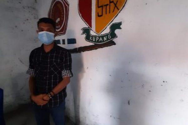 Alfred Saunoah, Ketua PMKRI Cabang Kupang (yandry/kupangterkini.com)