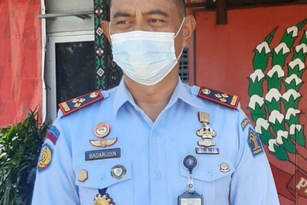 Kepala lapas kelas IIA Kupang, Badarudin (yandry/kupangterkini.com)