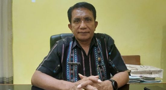 kepala dinas sosial kota Kupang, Lodywik Djungu Lape (yandry/kupangterkini.com)