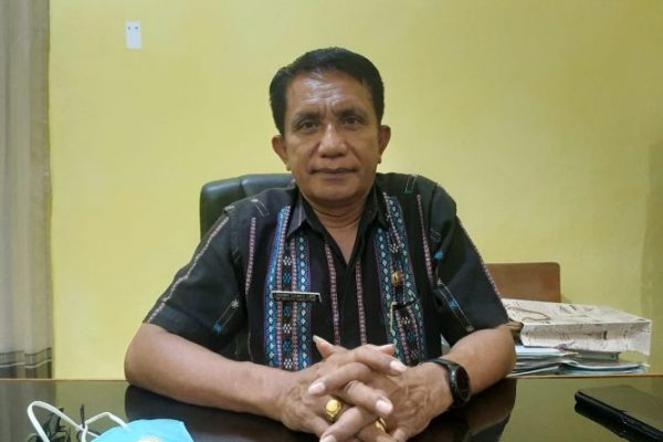 kepala dinas sosial kota Kupang, Lodywik Djungu Lape (yandry/kupangterkini.com)