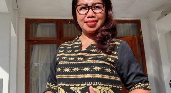 Theodora Ewalde Taek, Ketua Komisi IV DPRD Kota Kupang mengomentari dana bantuan badai Seroja (yandry/kupangterkini.com)