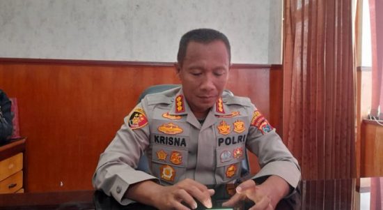 Kapolresta Kupang Kota, Kombes Pol Rishian Krisna Budhiaswanto saat ditemui diruang kerjanya (yandry/kupangterkini.com)