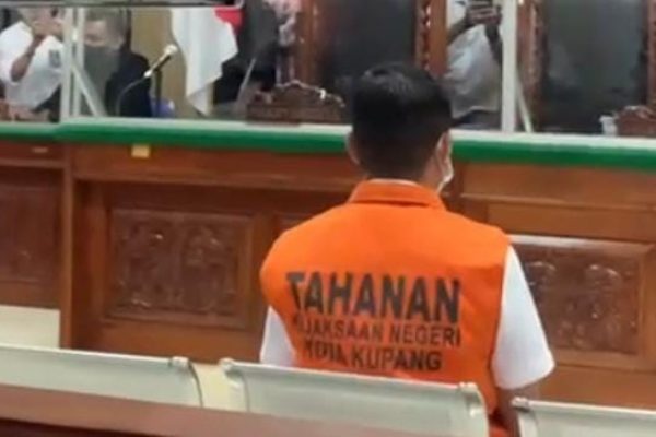 Terpidana Mati kasus pembunuhan Ibu dan anak, Randy Badjideh (yandry/kupangterkini.com)