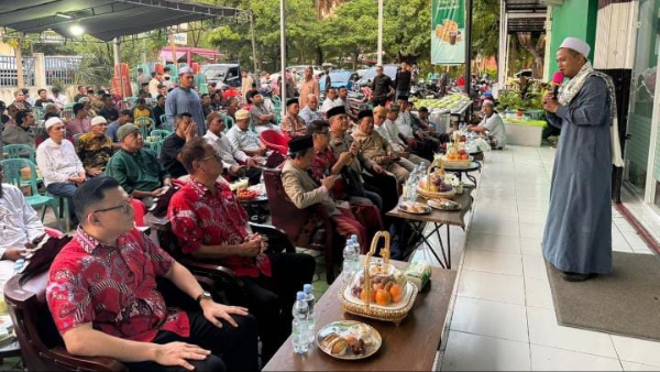 PSMTI bersama Polresta Kupang Kota buka puasa bersama di Masjid Al Faidah, Oesapa