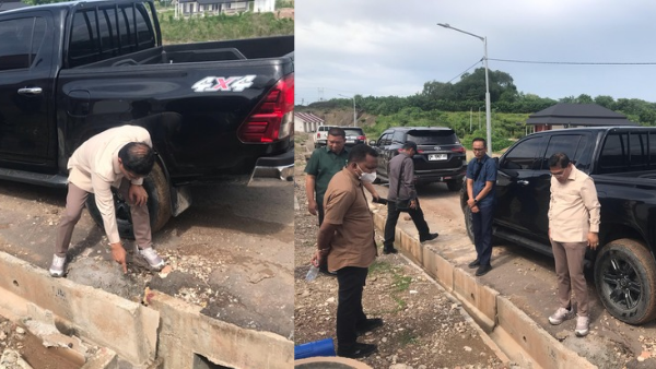 Dr Heri Jerman bersama rombongan saat mengunjungi lokasi perumahan 2.100