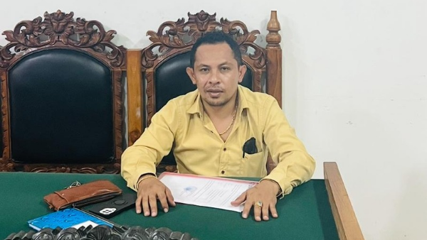 Rian Van Frits Kapitan, Penasehat Hukum Mokrianus Lay