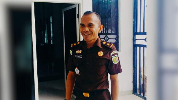 Kasi Intel Kejari Kabupaten Kupang, Kirenius Tacoy (yandry/kupangterkini.com) Kasi Intel Kejari Kabupaten Kupang, Kirenius Tacoy (yandry/kupangterkini.com)