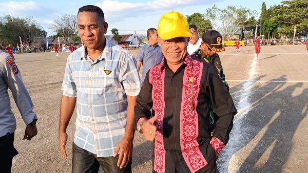 Ketua DPRD Kabupaten Kupang, Daniel Taimenas (yandry/kupangterkini.com)