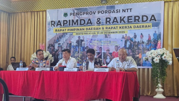 Ketua Pordasi NTT, Jerry Manafe memimpin Rapimda & Rakerda Pengprov Pordasi (yandry/kupangterkini.com)