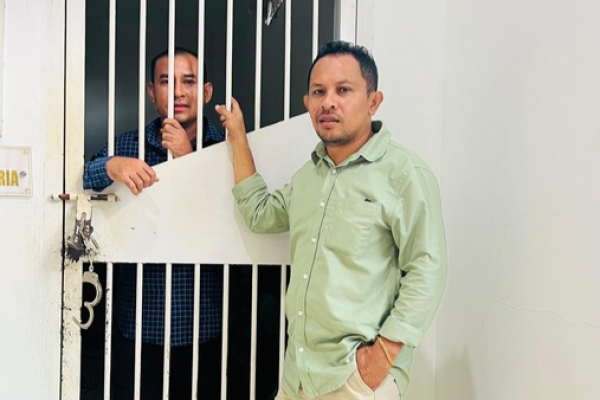 Rian Kapitan bersama Mokris Lay (ist)