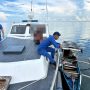 Polairud Polda NTT saat, mengamankan kedua tersangka beserta perahu yang dipakai (ist)