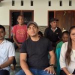 Imbo Tulung, Renhold Lay, Melanie Desa serta keluarga para tersangka (yandry/kupangterkini.com)