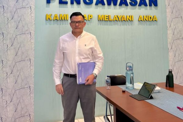 Fransisco Bessi saat akan diperiksa di Kejati NTT (dok pribadi)