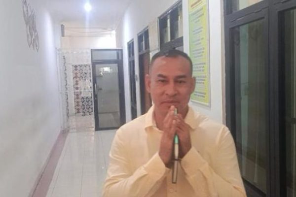 Anggota DPRD Kota Kupang, Mokris Lay