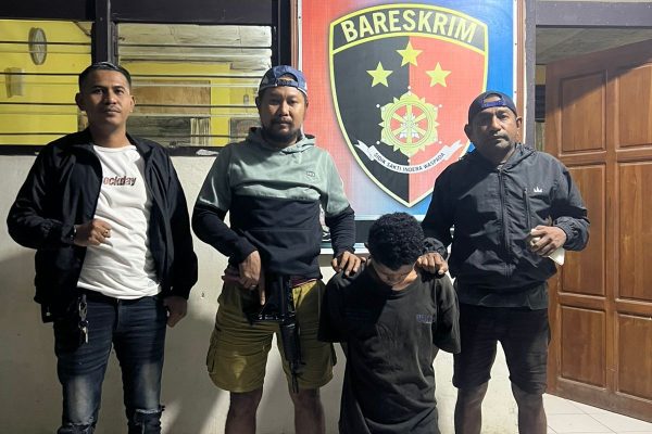 Anderian Laban saat diamankan tim Resmob Polres Kupang (ist)