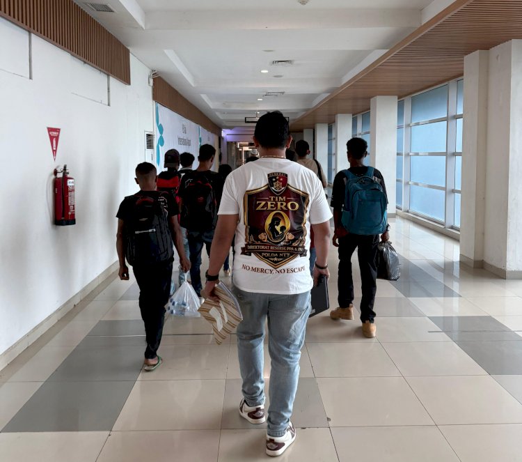 Tim Ditres PPA PPO saat mengamankan para korban