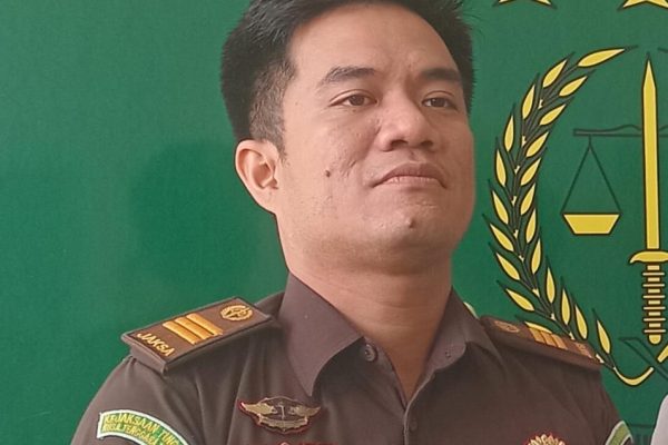 Kasi Intelijen Kejari Kabupaten Kupang Arly Sumanto (yandry/kupangterkini.com)