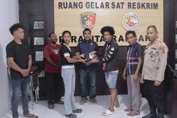 Korban serta pelaku Curas ketika berdamai (ist) Korban serta pelaku Curas ketika berdamai (ist)