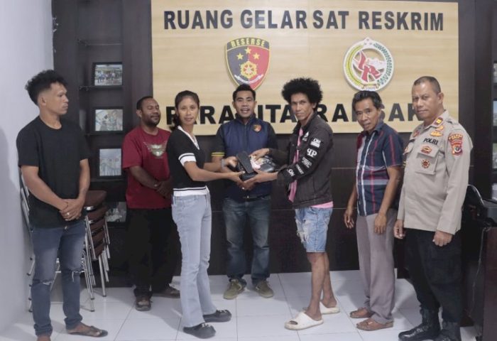 Korban serta pelaku Curas ketika berdamai (ist)