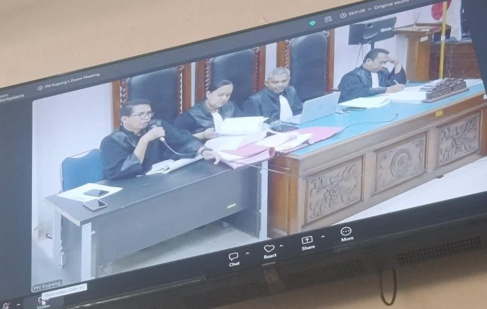 JPU saat sidang pemeriksaan ahli kasus Sebastian Bokol (yandry/kupangterkini.com)