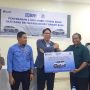 Pimpinan Bank BRI saat memberikan unit mobil ke Kopdit Swasti Sari