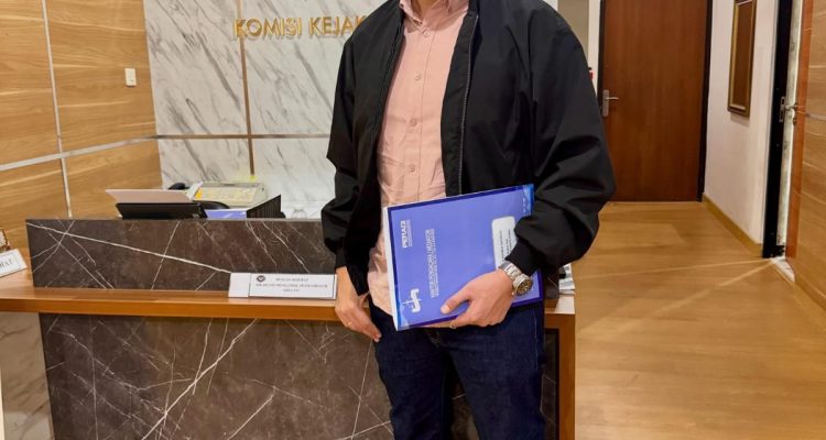 Fransisco Bernando Bessi, Penasehat Hukum Kajari Yupiter Selan (dok pribadi)