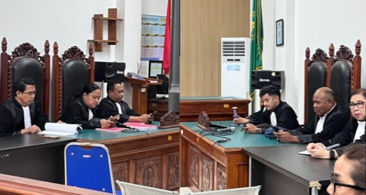 JPU serta Penasehat Hukum para terdakwa dalam sidang tuntutan (yandry/kupangterkini.com) JPU serta Penasehat Hukum para terdakwa dalam sidang tuntutan (yandry/kupangterkini.com)