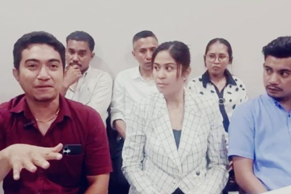 Tim Kuasa Hukum 7 terdakwa kasus Sebastian Bokol (yandry/kupangterkini.com)