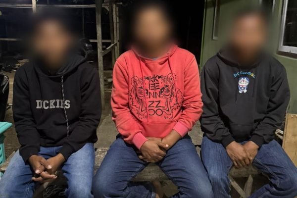 Ketiga pelaku pembakaran Burung Hantu yang diamankan (ist)