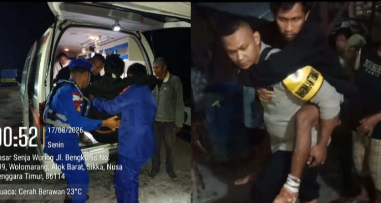 Proses evakuasi dua orang warga yang luka berat akibat tertimpa reruntuhan Proses evakuasi dua orang warga yang luka berat akibat tertimpa reruntuhan