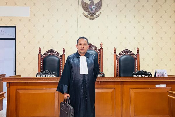 Ketua tim Advokat tiga orang tersangka kasus dr. Icha, Rian Van Frits Kapitan (ist) Ketua tim Advokat tiga orang tersangka kasus dr. Icha, Rian Van Frits Kapitan (ist)