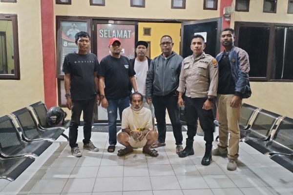 Pelaku Abia Blegur, Residivis Pencurian saat diamankan tim Serigala Polsek Kota Lama Pelaku Abia Blegur, Residivis Pencurian saat diamankan tim Serigala Polsek Kota Lama