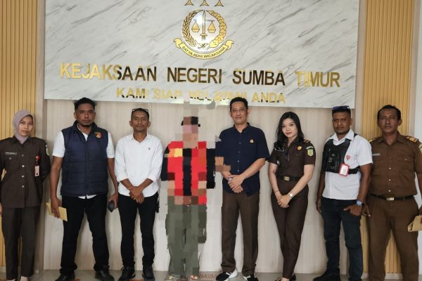 ERTN, Pelaku TPPO saat dilimpahkan tahap II ke kejaksaan (ist)